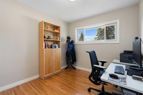 15 Carmangay Crescent Nw, Calgary, AB 