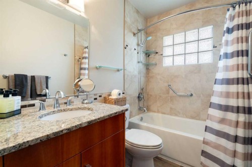 15 Carmangay Crescent Nw, Calgary, AB 