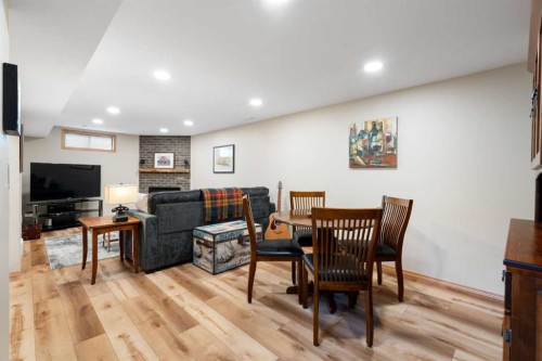 15 Carmangay Crescent Nw, Calgary, AB 