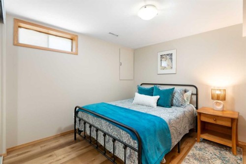 15 Carmangay Crescent Nw, Calgary, AB 