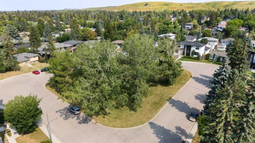 15 Carmangay Crescent Nw, Calgary, AB 
