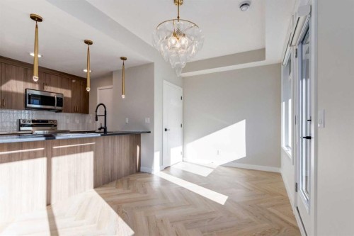 119 148 Avenue Nw, Calgary, AB - Indoor Photo Showing Kitchen