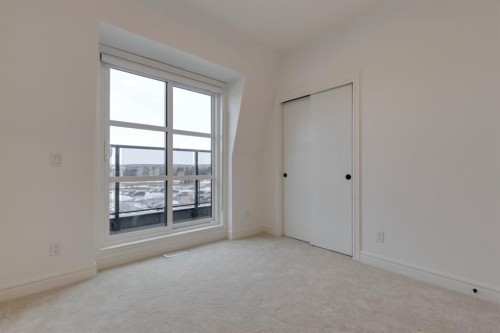 119 148 Avenue Nw, Calgary, AB - Indoor Photo Showing Other Room
