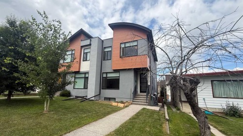 1820 37 Avenue Sw, Calgary, AB - Outdoor