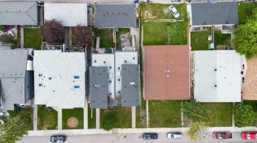 1820 37 Avenue Sw, Calgary, AB - Outdoor