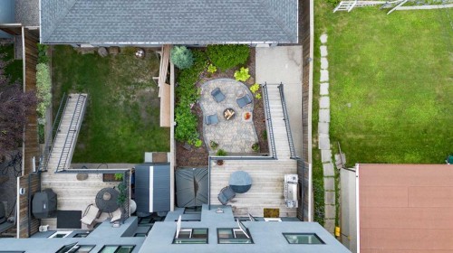 1820 37 Avenue Sw, Calgary, AB - Outdoor
