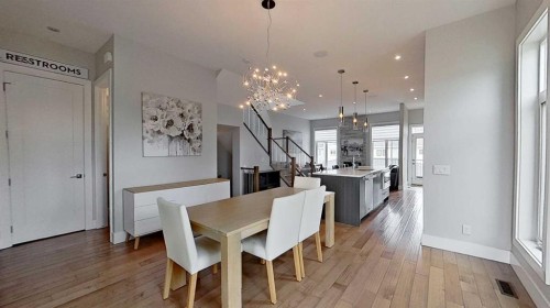 1820 37 Avenue Sw, Calgary, AB - Indoor Photo Showing Dining Room