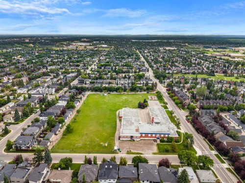 207-2010 35 Avenue Sw, Calgary, AB - Outdoor With View