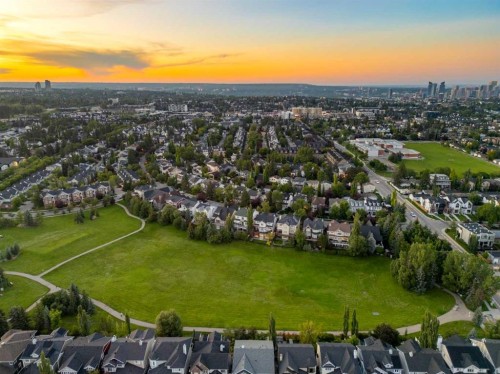 207-2010 35 Avenue Sw, Calgary, AB - Outdoor With View