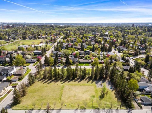 207-2010 35 Avenue Sw, Calgary, AB - Outdoor With View
