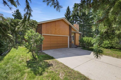 416 Brookpark Drive Sw, Calgary, AB 