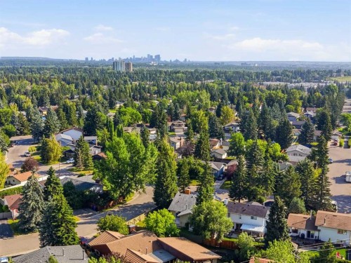 416 Brookpark Drive Sw, Calgary, AB 