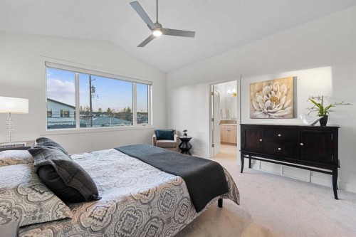 1417 41 Street Sw, Calgary, AB - Indoor Photo Showing Bedroom