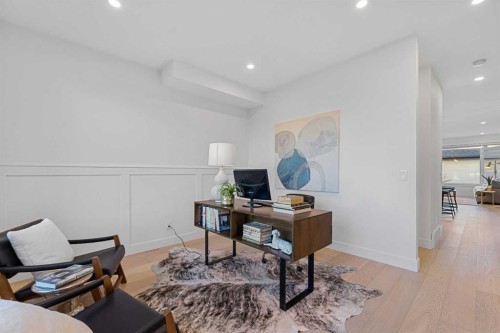1417 41 Street Sw, Calgary, AB - Indoor