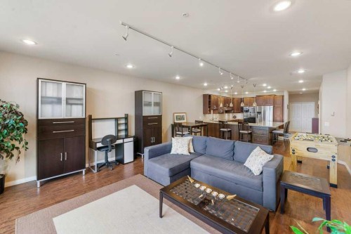 402-103 10 Avenue Nw, Calgary, AB - Indoor Photo Showing Living Room