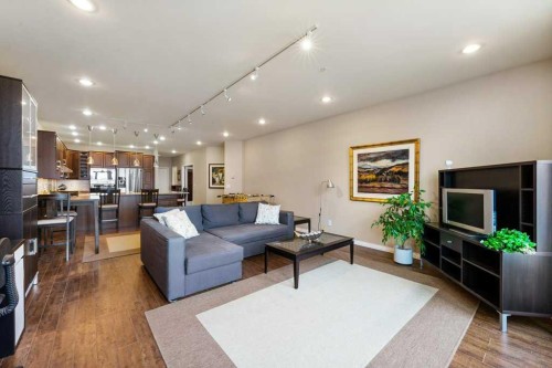 402-103 10 Avenue Nw, Calgary, AB - Indoor Photo Showing Living Room