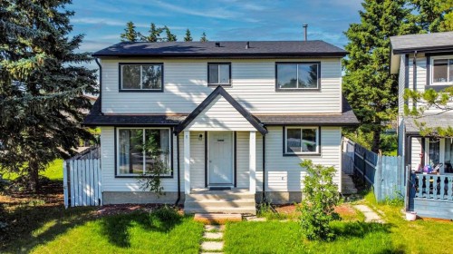 36 Falton Court Ne, Calgary, AB - Outdoor