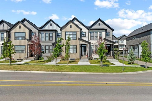 733 South Point Gate Sw, Airdrie, AB - Outdoor With Facade