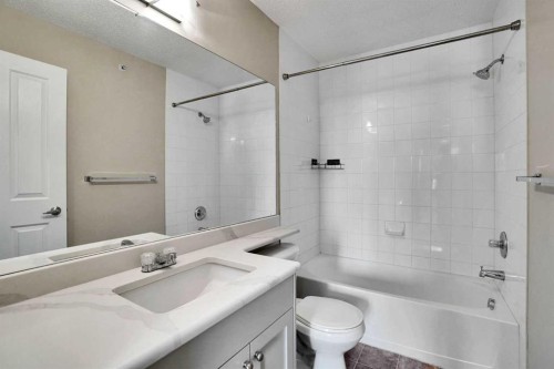 2415-1140 Taradale Drive Ne, Calgary, AB - Indoor Photo Showing Bathroom