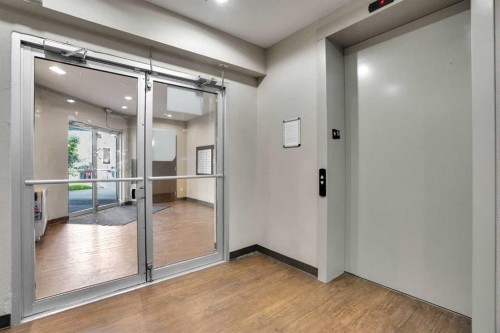 2415-1140 Taradale Drive Ne, Calgary, AB - Indoor Photo Showing Other Room
