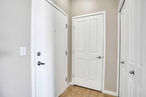 2415-1140 Taradale Drive Ne, Calgary, AB - Indoor Photo Showing Other Room