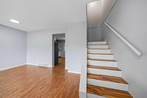 154 Midbend Place Se, Calgary, AB 