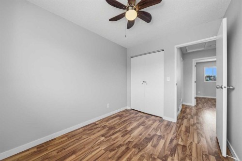 154 Midbend Place Se, Calgary, AB 
