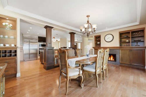 604 Willoughby Crescent Se, Calgary, AB - Indoor Photo Showing Dining Room