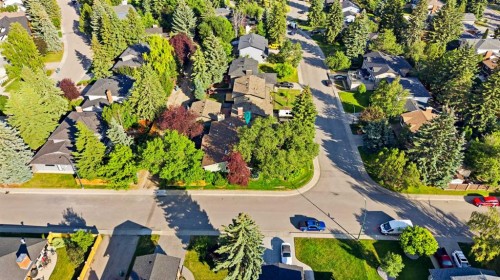 604 Willoughby Crescent Se, Calgary, AB - Outdoor With View