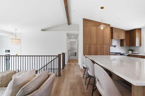 31 Midvalley Road Se, Calgary, AB 