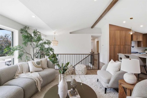 31 Midvalley Road Se, Calgary, AB 