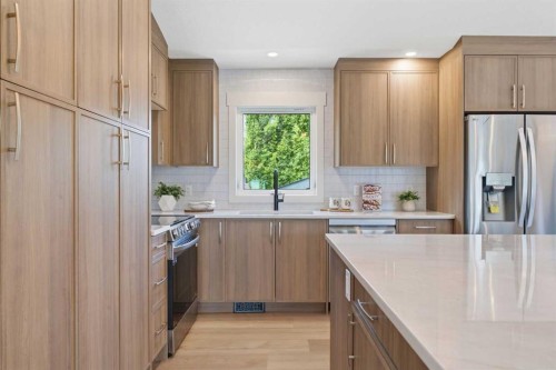 31 Midvalley Road Se, Calgary, AB 