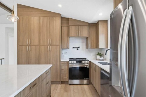 31 Midvalley Road Se, Calgary, AB 
