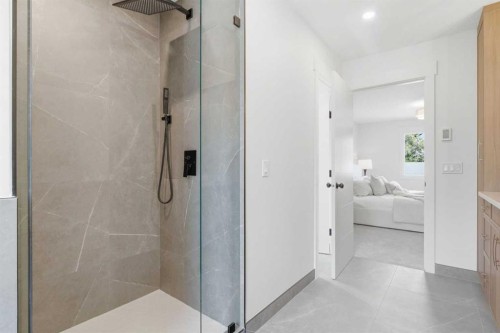 31 Midvalley Road Se, Calgary, AB 