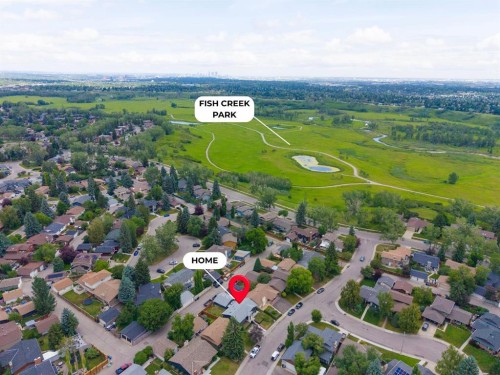 31 Midvalley Road Se, Calgary, AB 