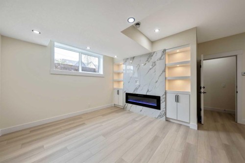 2431 23 Street Nw, Calgary, AB - Indoor With Fireplace
