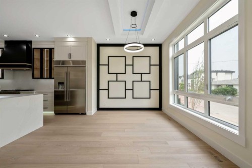 2431 23 Street Nw, Calgary, AB - Indoor