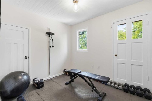 1801 2 Street Nw, Calgary, AB - Indoor Photo Showing Gym Room