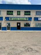 104-4 Cuendet Industrial Way Sylvan Lake, AB T4S 2J7
