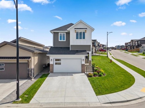 305 Precedence View, Cochrane, AB 