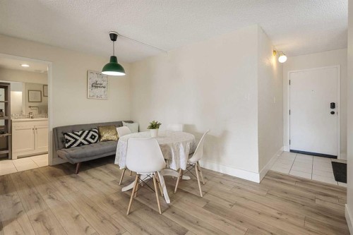 1505-221 6 Avenue Se, Calgary, AB - Indoor Photo Showing Dining Room