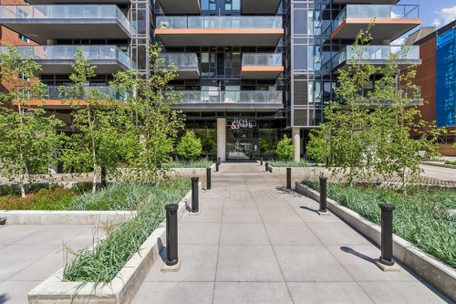 1011-730 2 Avenue Sw, Calgary, AB - Outdoor With Balcony
