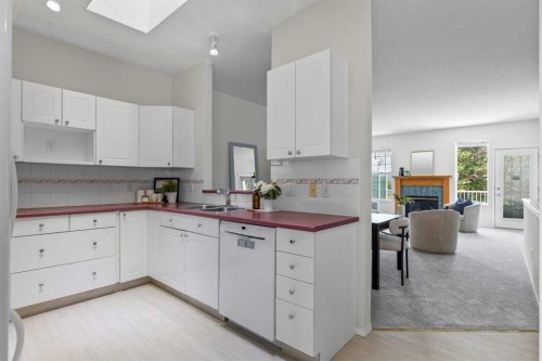 139 Hidden Valley Green Nw, Calgary, AB - Indoor Photo Showing Kitchen With Double Sink