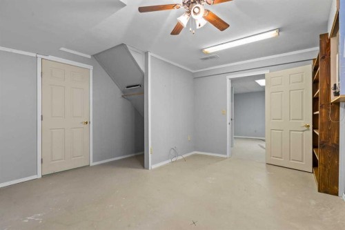 139 Hidden Valley Green Nw, Calgary, AB - Indoor Photo Showing Other Room