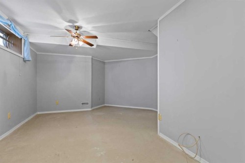 139 Hidden Valley Green Nw, Calgary, AB - Indoor