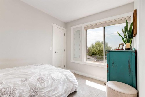 92 Covington Court Ne, Calgary, AB - Indoor Photo Showing Bedroom
