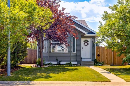 92 Covington Court Ne, Calgary, AB - Outdoor