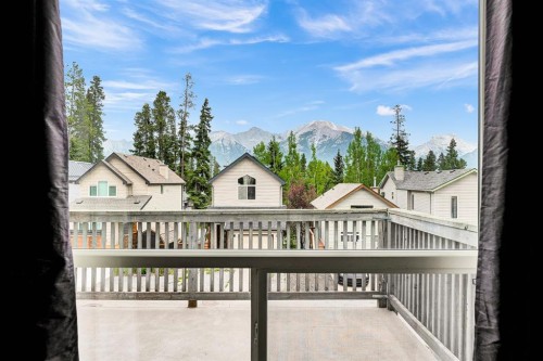 952 Wilson Way, Canmore, AB - Outdoor With Deck Patio Veranda