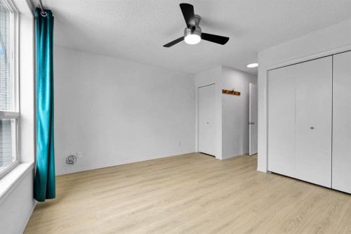 952 Wilson Way, Canmore, AB - Indoor Photo Showing Other Room