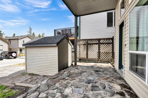 952 Wilson Way, Canmore, AB - Outdoor With Deck Patio Veranda With Exterior